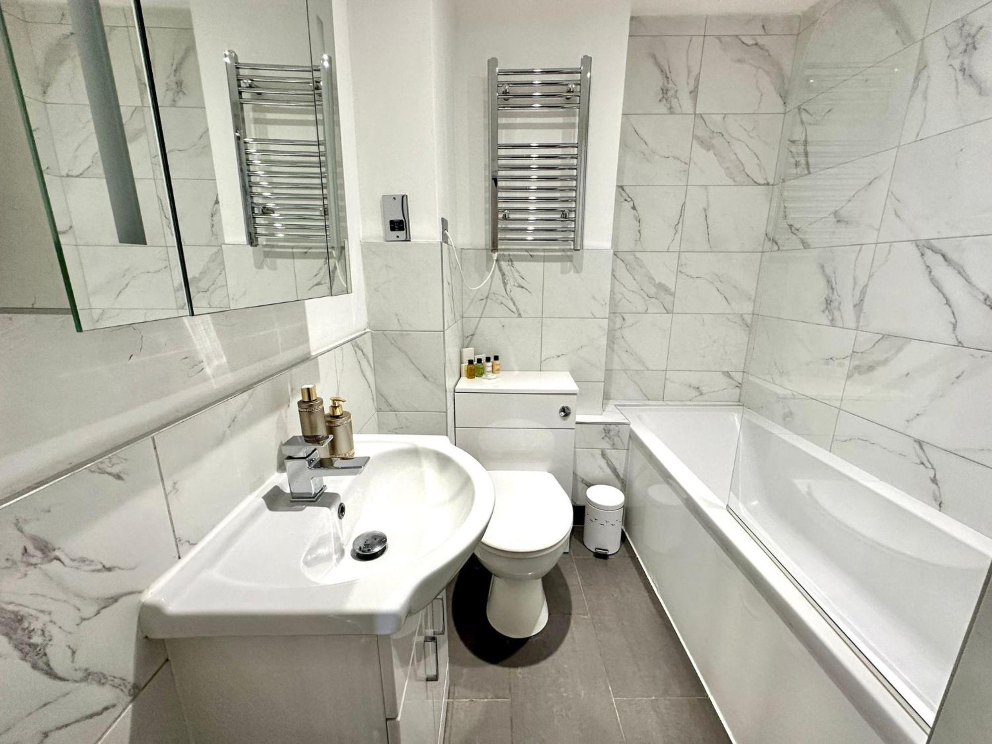 Stylish Studio With Sea Views Apartment Brighton Exterior photo