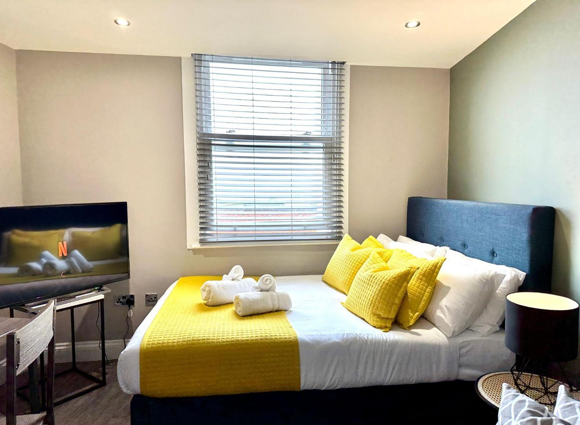 Stylish Studio With Sea Views Apartment Brighton Exterior photo